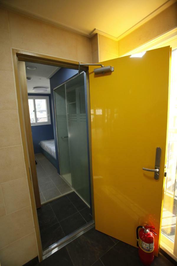 The Core Albergue Сеул Екстериор снимка